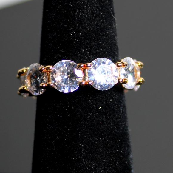 STUNNING CZ gold tone infinity ring - Picture 6 of 9
